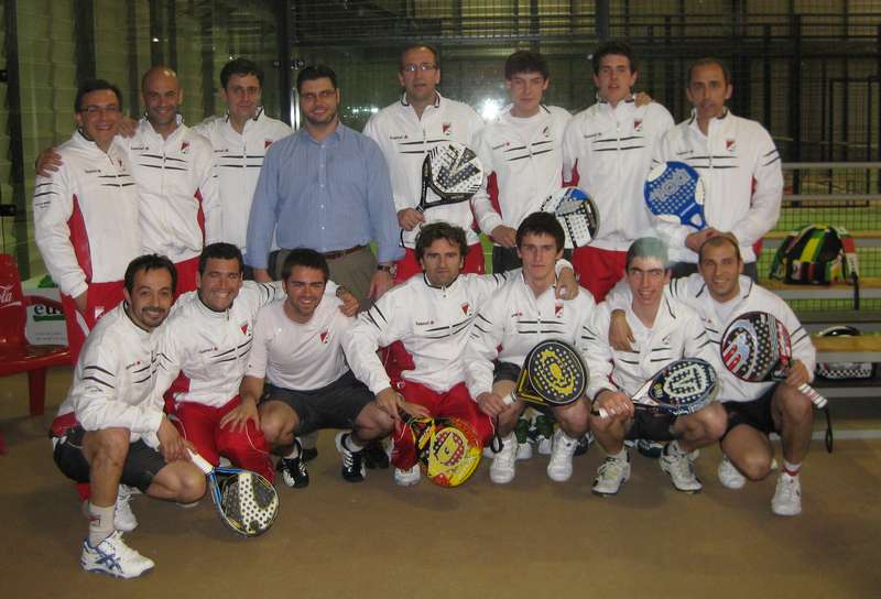 El Entrena Padel Club y el  Club Tenis Pamplona se reparten los Títulos del Campeonato Navarro por Equipos de Clubes Absolutos de Pádel 2012